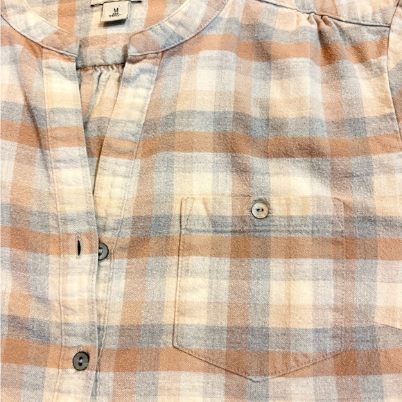 L.L.Bean Plaid Flannel Button Down Shirt Blue Tan Neutral Size M Cozy Fall - Picture 4 of 6